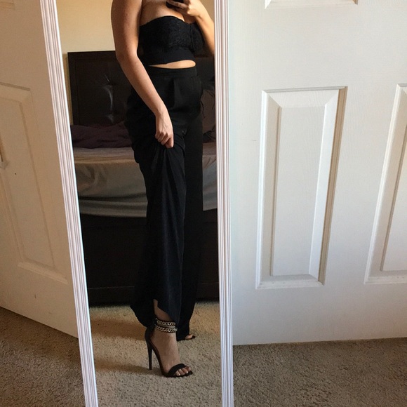 Complete outfit - Picture 2 of 3